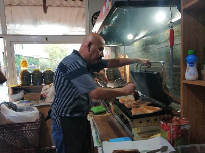 Tost Dünyasi Medet Usta'nln Yeri