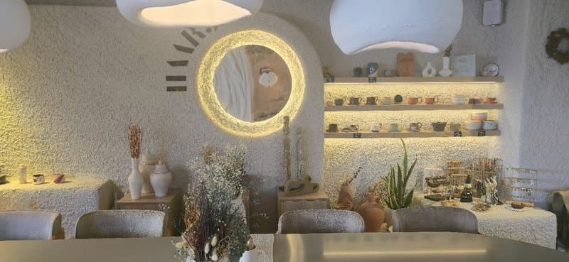Haars Coffee & Art Studio