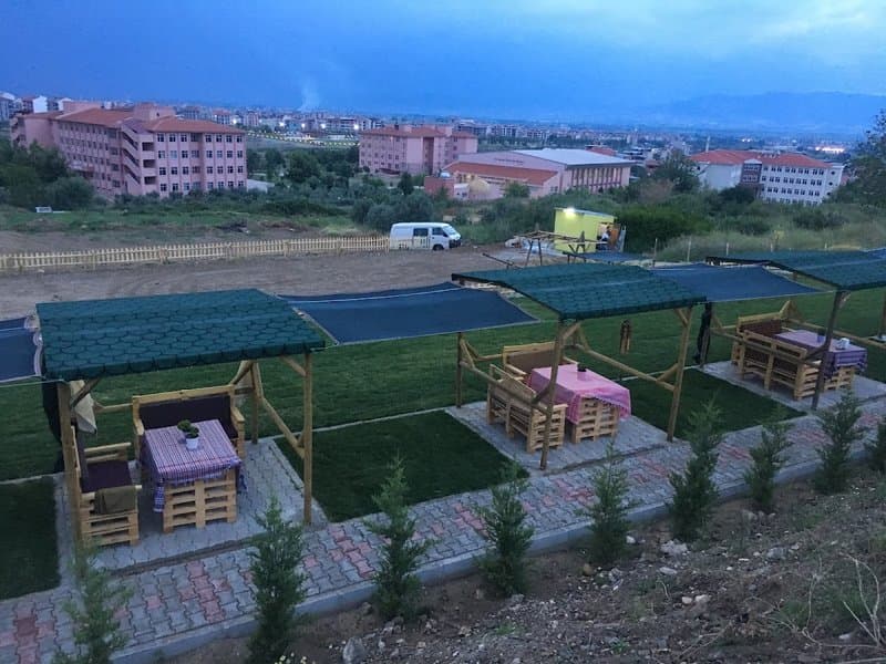 Zeytin Cafe, Mangal ve Kahvaltı Alanı