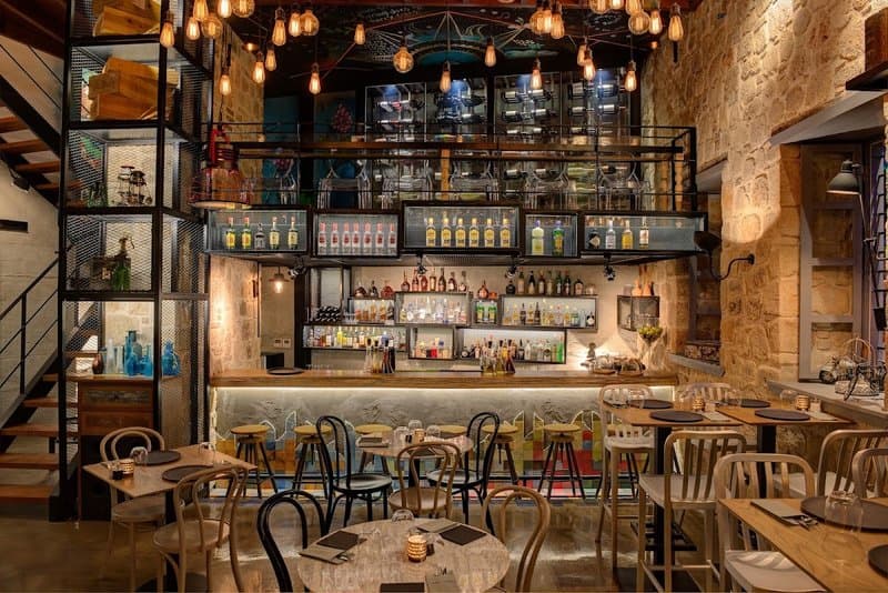 Pio Gastro Bar & Bistro