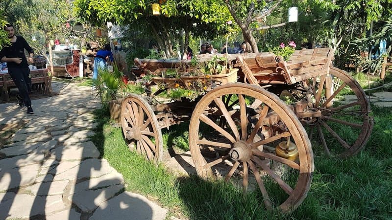 Limonaltı Et Mangal & Kahvaltı