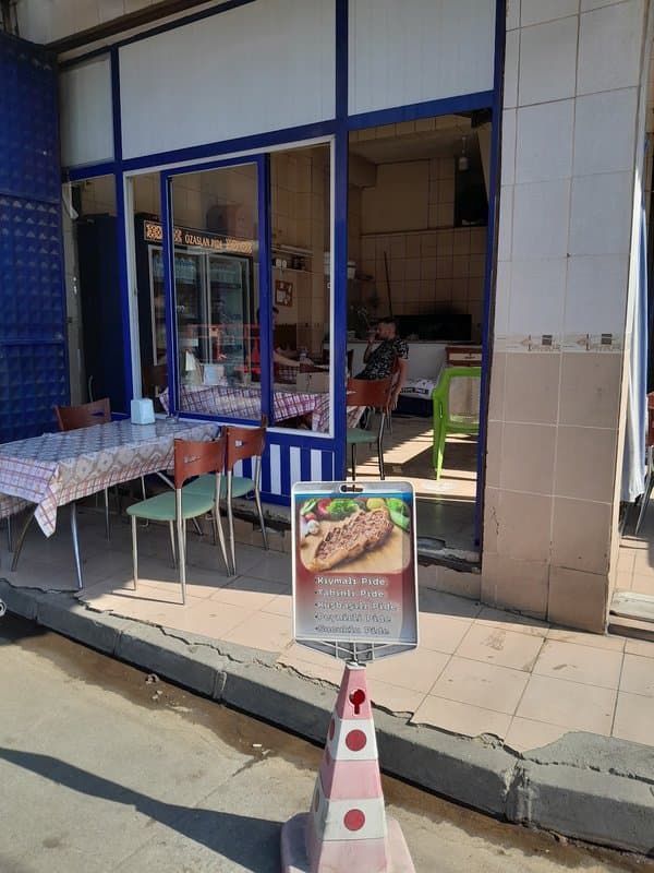 Özaslan Pide & Lahmacun Salonu