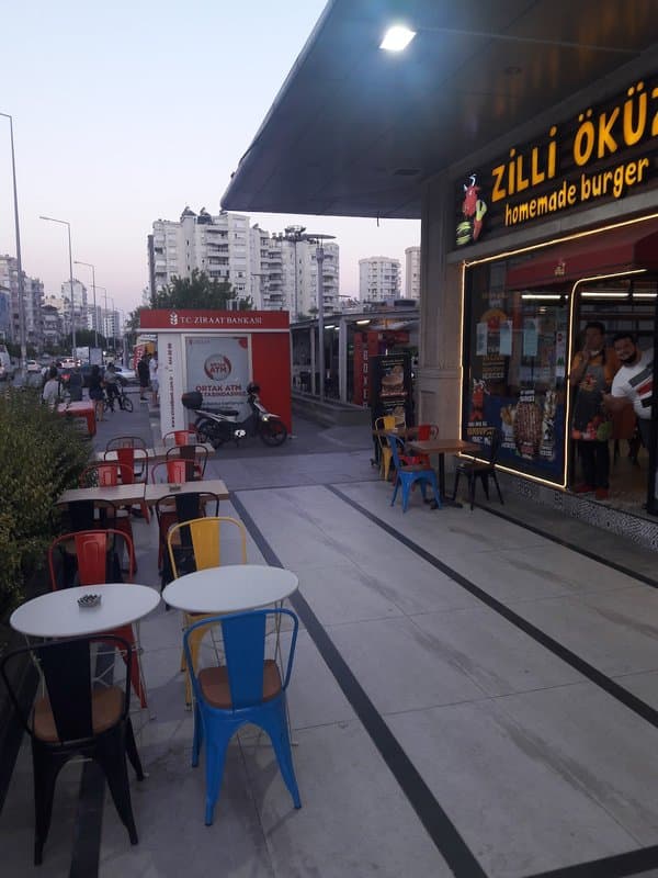 Zilli Öküz Homemade Burger Fener