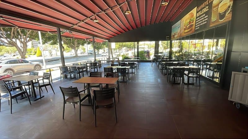 Burger King - Lara Avm