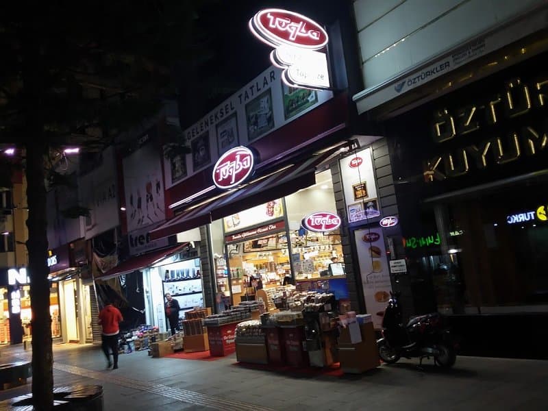 Tuğba Kuruyemiş / Kapalıyol Şube