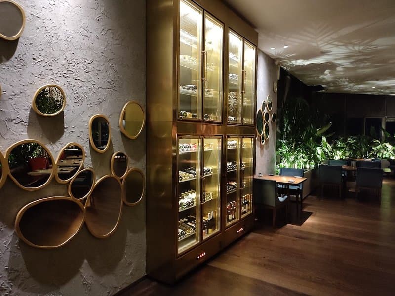 Asmani Restaurant