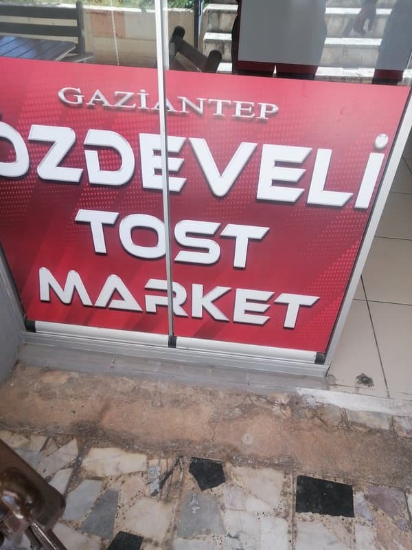 Gaziantep Özdeveli Nohut & Kavurma tost Evi