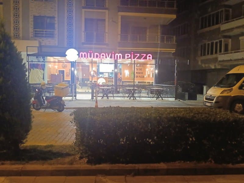 Müdavim Pizza kafesi Kula/Manisa