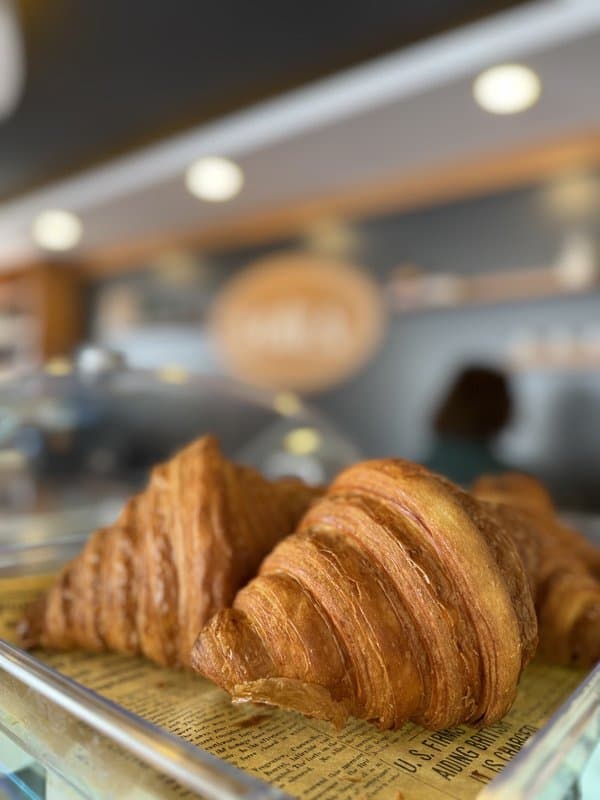Voila Coffee & Bakery