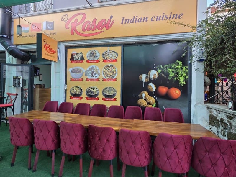 Rasoi Restaurant Indian Pakistani Desi Delicious Food