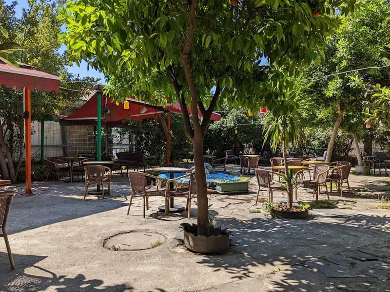 Bahçe Kafe