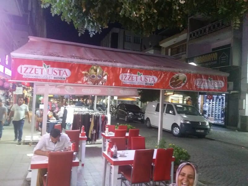 İzzet Usta Salihli Sevgi Yolu