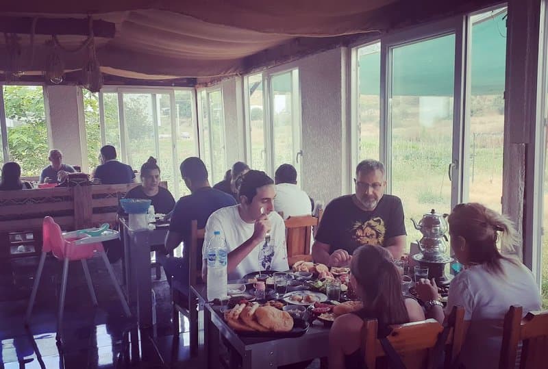 Keyfi Tadında Elifin Kahvaltı Salonu
