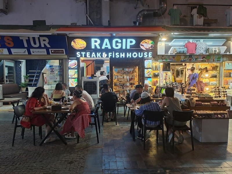 RAGIP. STEAK.FISH.HOUSE
