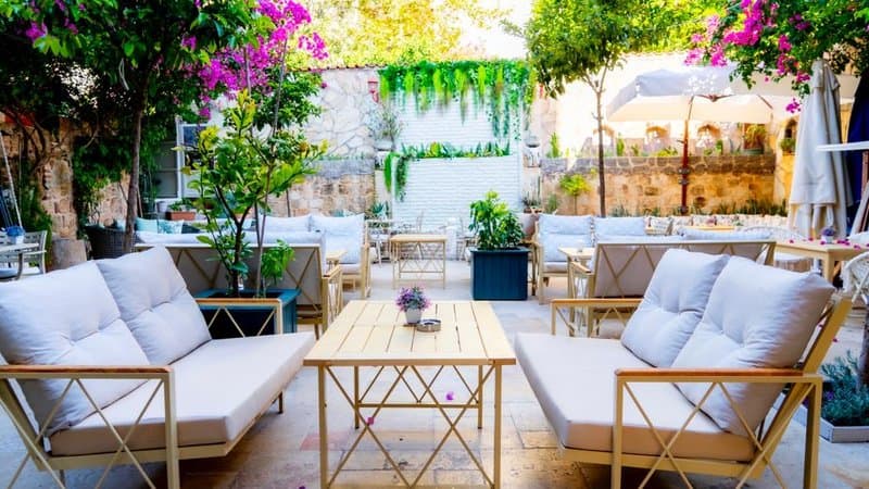 Patron's Garden Cafe&Bistro