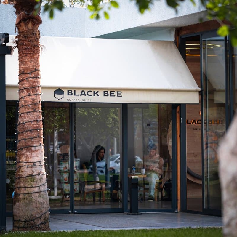 Black Bee Coffee House