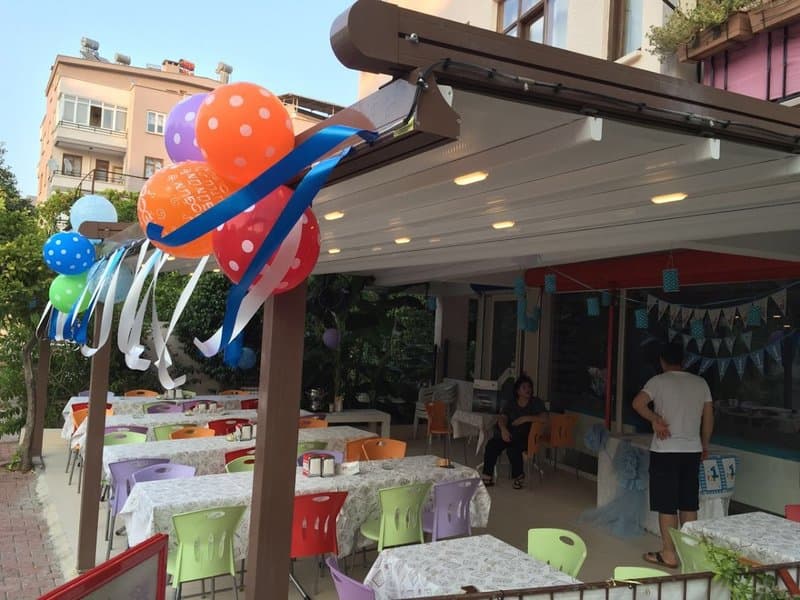 Deren House Cafe