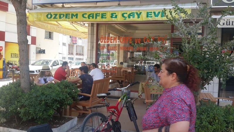Özdem Cafe