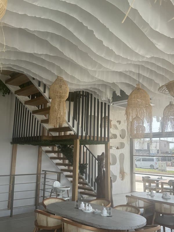 CALM'İES CAFE LOUNGE