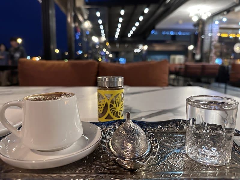 CAFE GREEN NİGHT